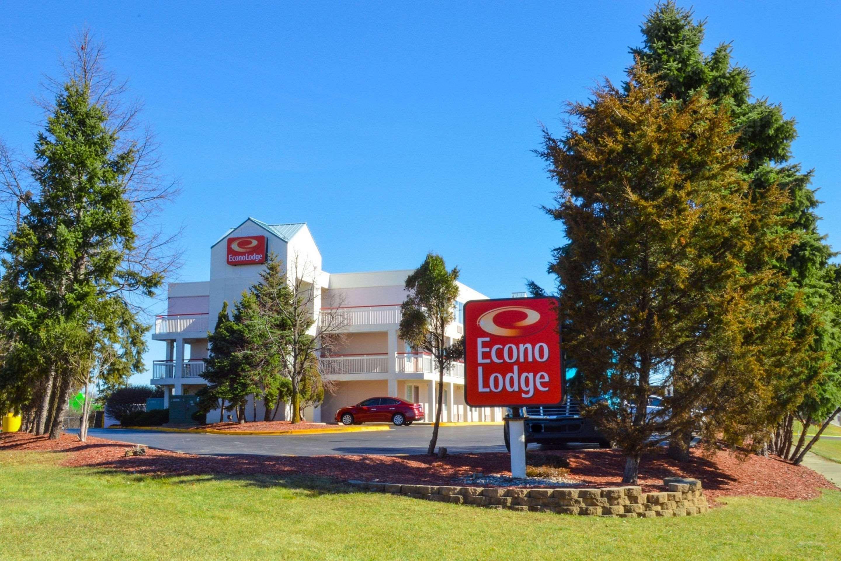 Econo Lodge Willowbrook Zewnętrze zdjęcie