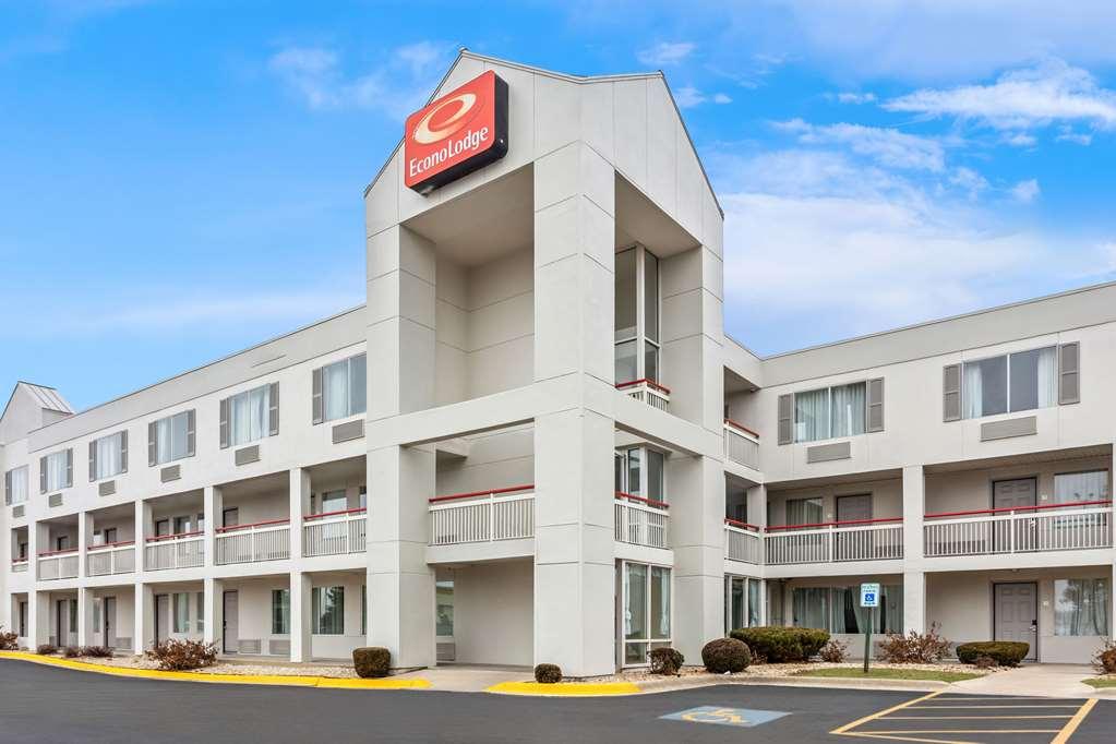 Econo Lodge Willowbrook Zewnętrze zdjęcie