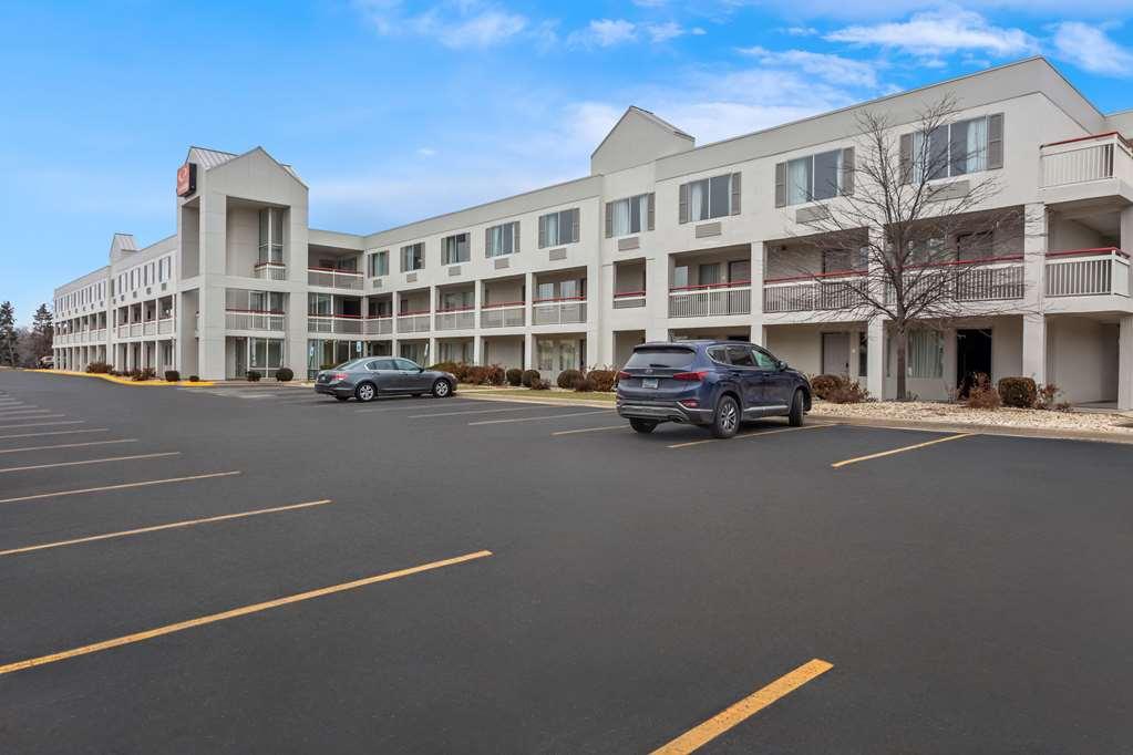 Econo Lodge Willowbrook Zewnętrze zdjęcie